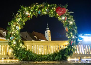 “Advent u Samoboru” i “Zimski cajti” osmi u izboru za “Najljepši advent” portala Gradonačelnik.hr