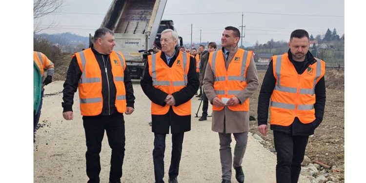 Vrbovec na putu do uređaja za pročišćavanje otpadnih voda, a Luka korak bliže cestovnom opremanju gospodarske zone