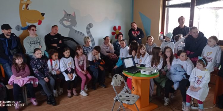 “Djeca za bolji svijet” za bolji život štenaca u Skloništu Dumovec