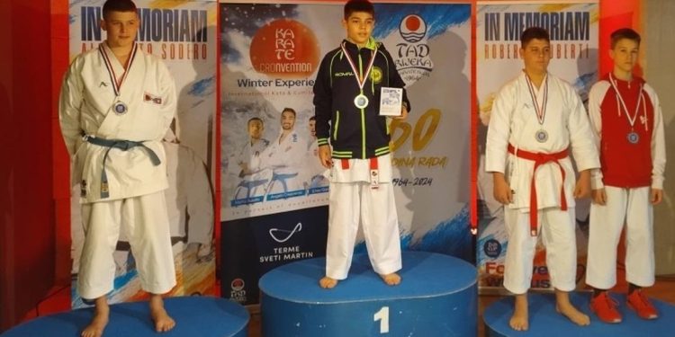 Tri medalje u Rijeci za samoborske karateke