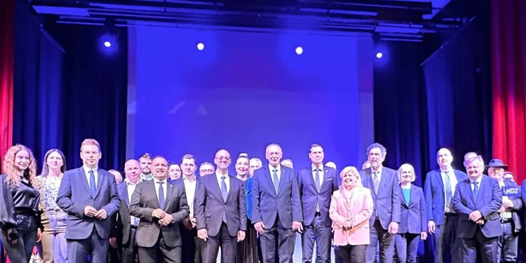 Obilježena 34. obljetnica osnutka HDZ-a u Samoboru, Svetoj Nedelji i Jastrebarskom
