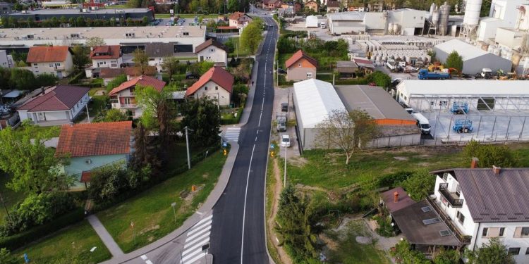 Ulica kralja Krešimira IV. u novom ruhu, sanirano klizište u Ulici Golubići