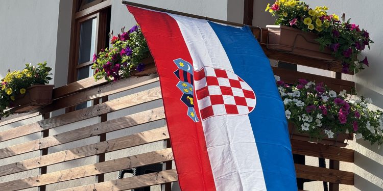 Slavi se Dan hrvatske državnosti