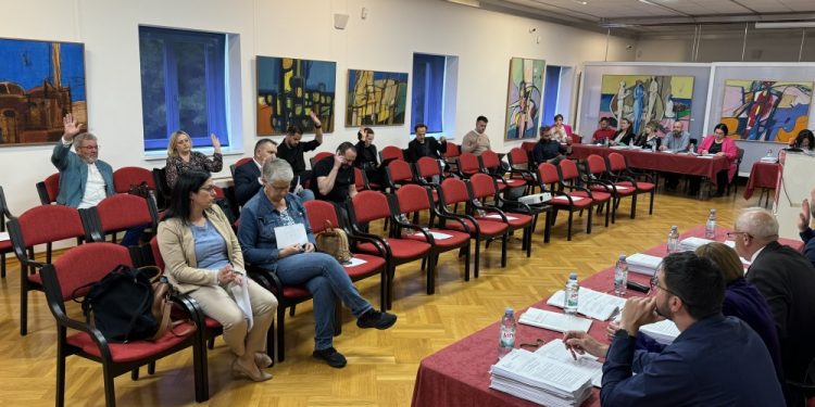 Točkasto o gradnji i očuvanju prostora