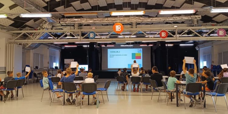 Otkrivanjem svijeta do novih kvizaških znanja