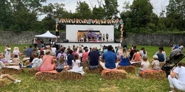 GKS Skečeri i njihova sjajna “Afra” na Festivalu bajki u Ogulinu