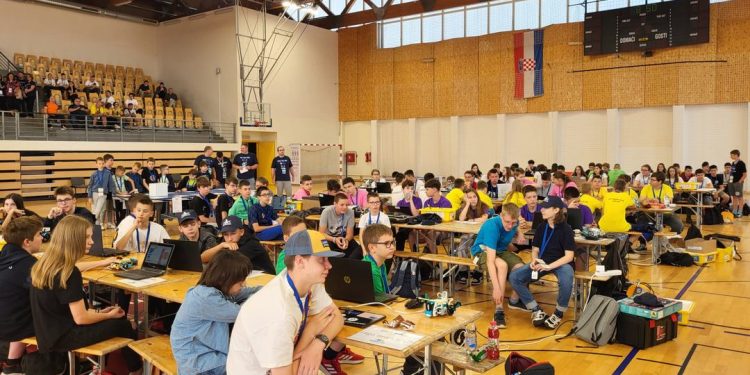 Vize za robotičko svjetsko i europsko natjecanje tražile su se u Samoboru