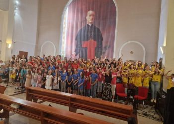 Smotra dječjih župnih zborova na Zlatnoj liri u Novakima