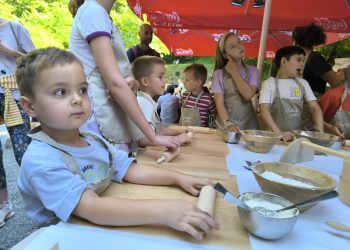 Mali majstori rudarske greblice i drugih zanimacija