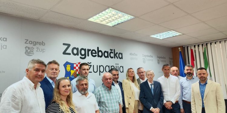 Potpisan ugovor o sufinanciranju javne usluge u cestovnom prijevozu putnika na području županije