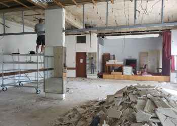 Radi se na obnovi gradskog prostora koji koristi samoborska Udruga umirovljenika u Ulici Josipa Komparea