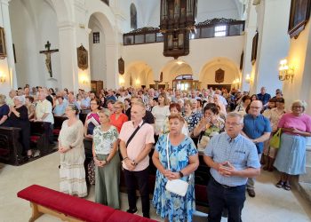 Više biblijskih riječi znači manje psovki, nesuglasica i nesloge