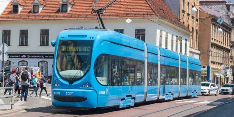 Subvencija srednjoškolcima za prijevoz ZET-ovim tramvajima