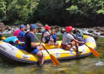 Splavarili Kupom, uživali u kampiranju