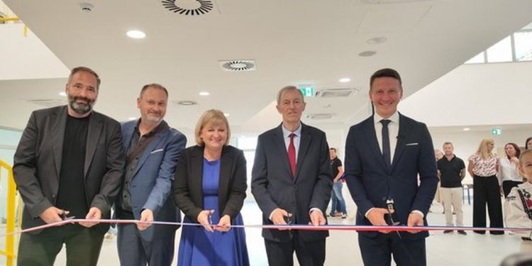 Na početku nove školske godine u Svetoj Nedelji i Dugom Selu