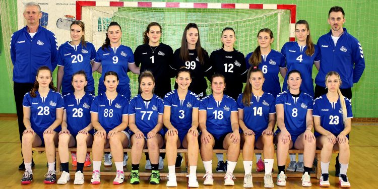 “Lavice” slavljenički iz Karlovca