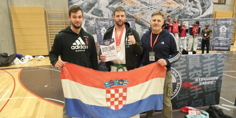 Bronca za Dominka Stanića iz samoborskog Fortisa