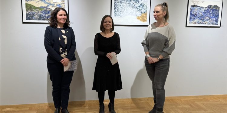 Neobični kolaži s posebnom simbolikom boja i vizura