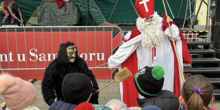 Sveti Nikola ove godine doveo i Krampusa