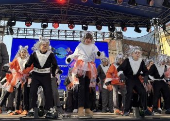 Mali školski svemirci