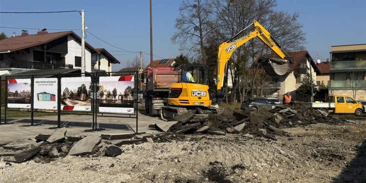 Počelo preuređenje kultne Langove