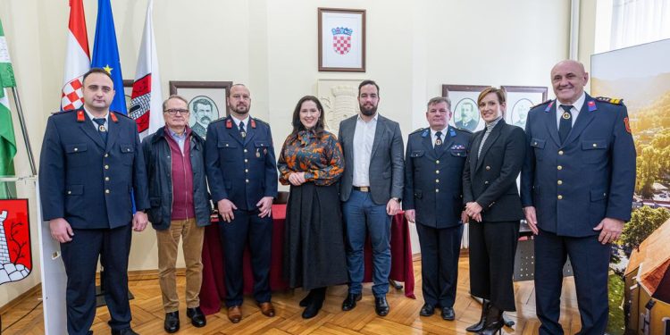 Korak bliže vatrogasnom vozilu za DVD Galgovo