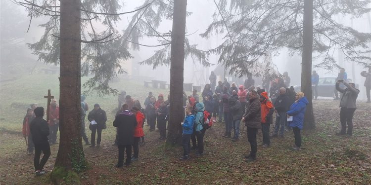 Korizmeni susret i križni put na Velikom Lovniku
