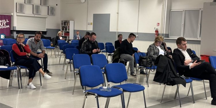Kvorum vijećnika izglasao okvirno kratkoročno gradsko zaduženje