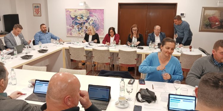 Rimac za 13 milijuna eura kupuje svetonedeljske nekretnine