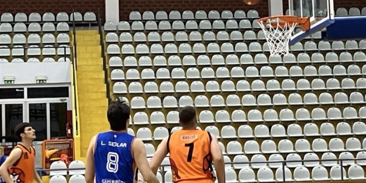 Samoborski “Risovi” prvaci Prve lige!