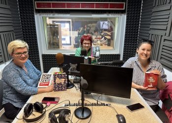 Slušajte Knjigofon i čitajte knjige