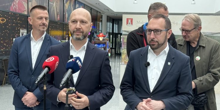 Zmajlović i Tomašević: “Pravi je trenutak za novi Samoborček”