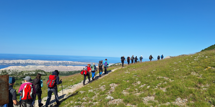 Štovatelji sv. Bernarda susreli se u srcu Velebita