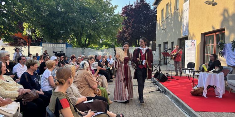 Održana jubilarna “Gost (i) ona kod Vraza”