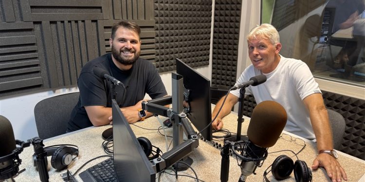 Malonogometni Memorijal u prvom planu