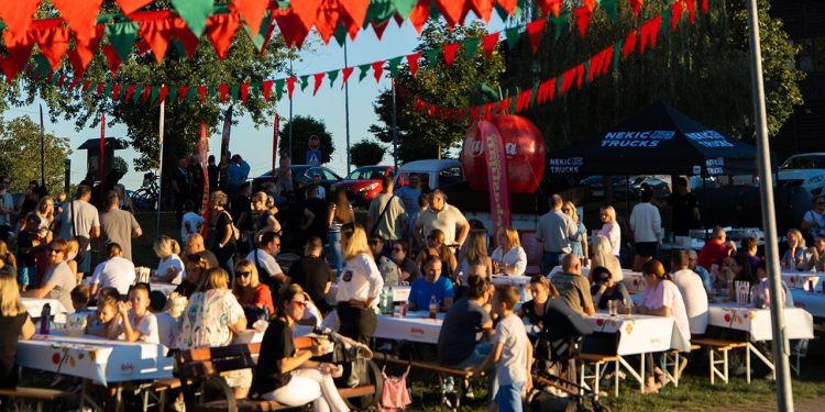 Sveta Nedelja u znaku dima proslavila BBQ Weekend