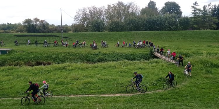 Biciklom oko tri jezera