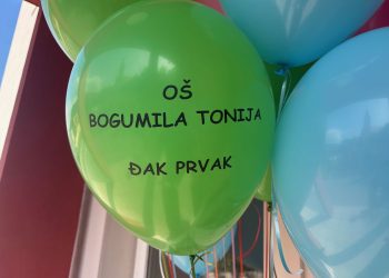 Prvašići sjeli u školske klupe