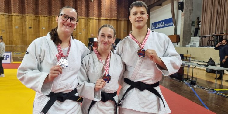 Pet medalja za judoke iz JK Samobor