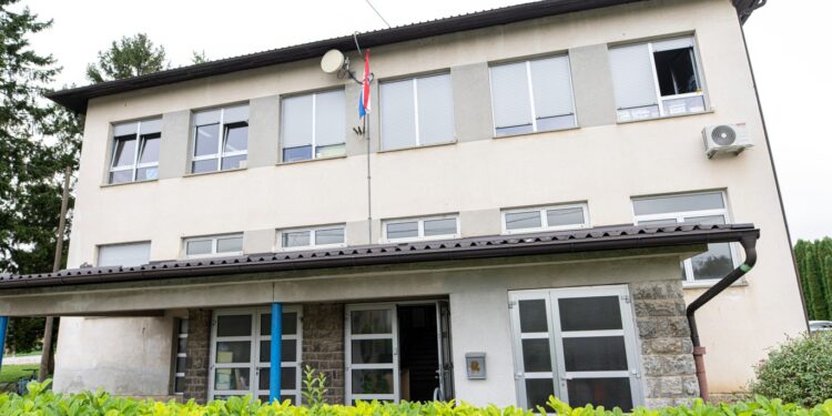 Prijava za rekonstrukciju područne škole u Celinama