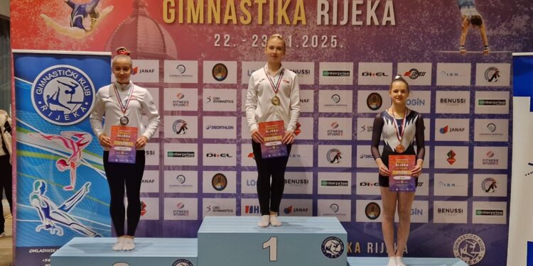 Jelena Kruhan višebojska juniorska prvakinja, a Bruna Mrzak viceprvakinja Hrvatske