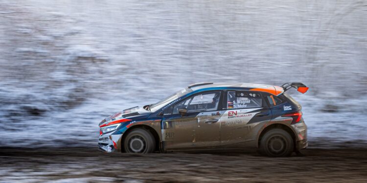 Završila spektakularna trodnevna zimska automobilistička bajka