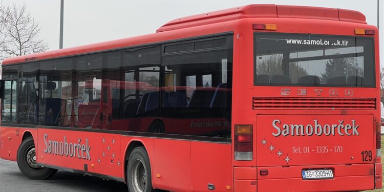 Privremeno ukinuta autobusna stanica kod Vjesnika