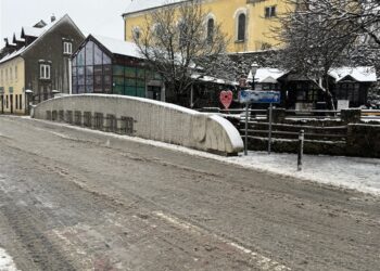 Bijeli Božić s ralicama