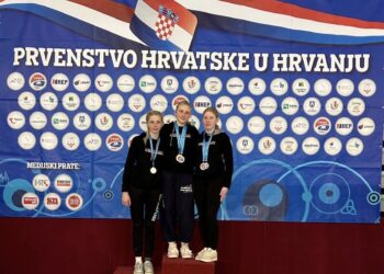 Šest novih državnih medalja u ženskom hrvanju stiglo u Samobor