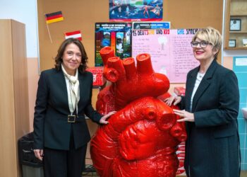 Ministrica zdravstva u OŠ Milana Langa u Bregani