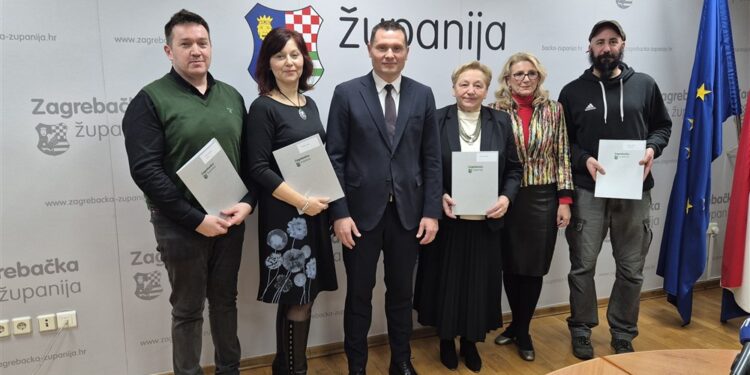 380 tisuća županijskih eura KUD-ovima, kazalištima i udrugama u kulturi koje čuvaju baštinu