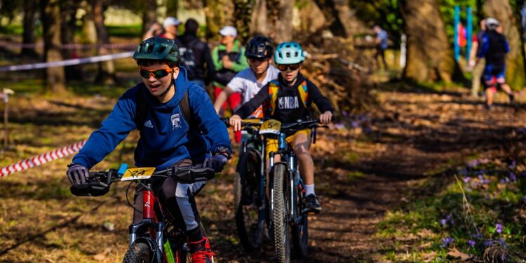 Gotovo 100 sudionika na ciklokrosu u Lugu Samoborskom