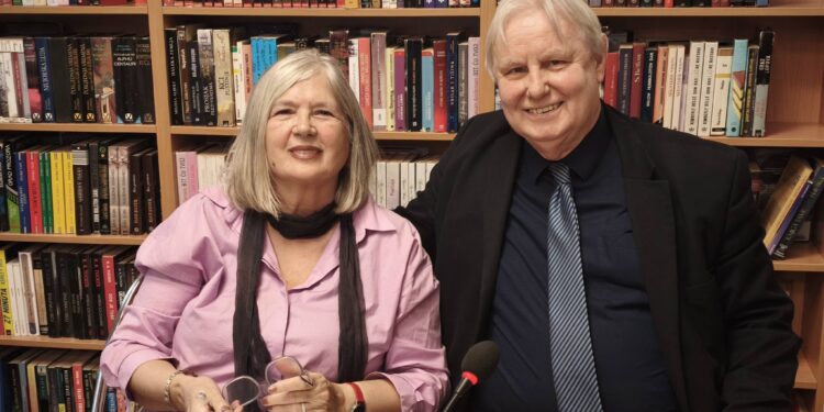 Predstavljena prva zbirka Zorana Perovića