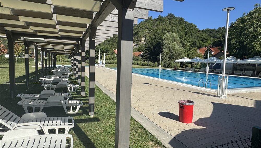 Bijeg od vrućina u bazene